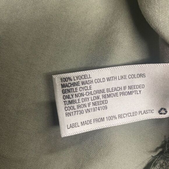 UNIVERSAL THREAD Women’s Military Theme Style Button Shirt Size XL Green SEE DES - Picture 7 of 10